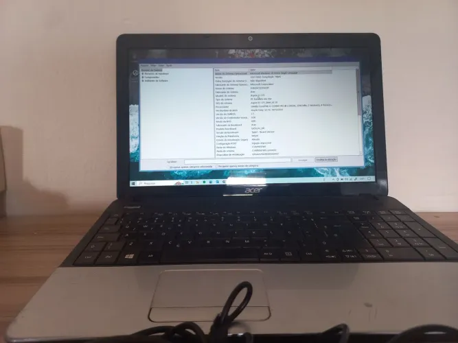 Computador notebook Acer Aspire E1-571