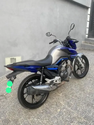 Moto usada, revisada completa 100% .