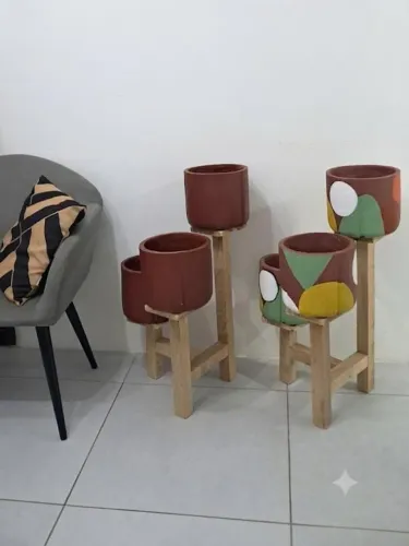 Jarros kit com 3 vasos e suporte