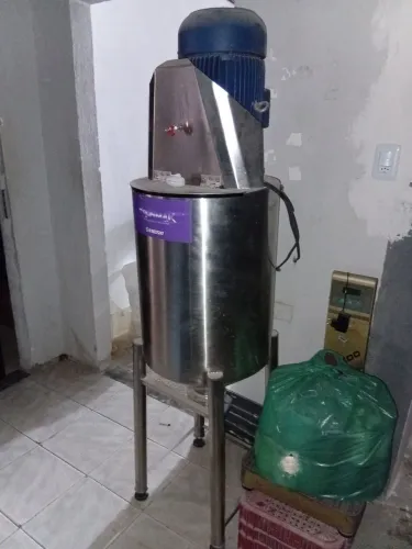 Vendo triturador de poupa e açai trifásico motor 11cv