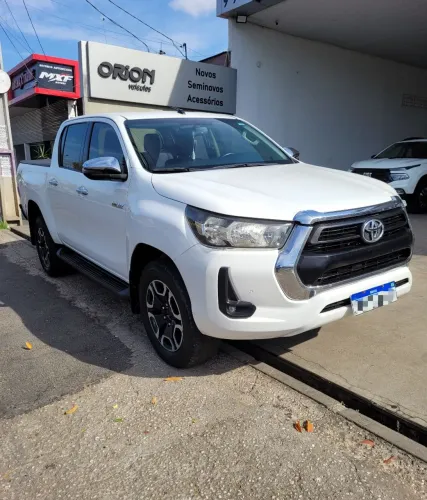 Toyota Hilux CD SRV 4X4 2.8 TDI Diesel Aut. 2021
