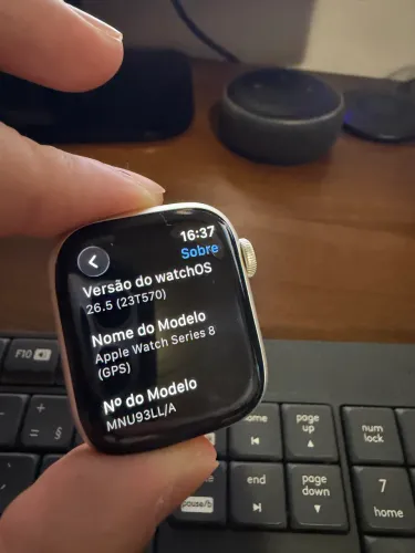 Apple Watch 8 41mm Starlight