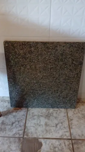 Vendo marmore de mesa