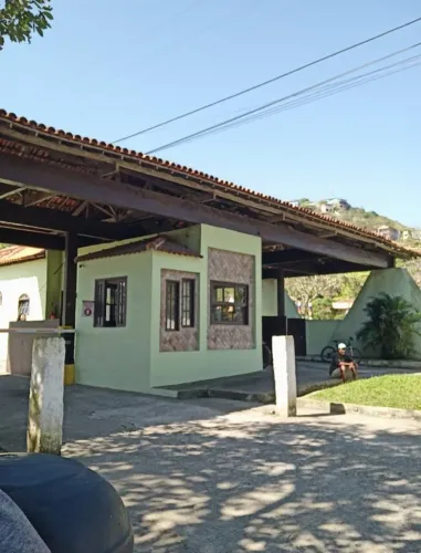 Terreno à venda em Cabo Frio - RJ (Condomínio Bosque do Peró)