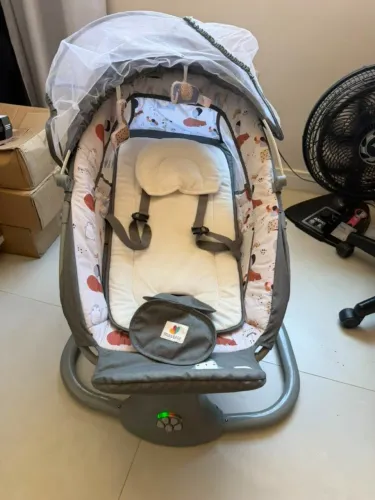 Cadeira de balanço automática para bebê