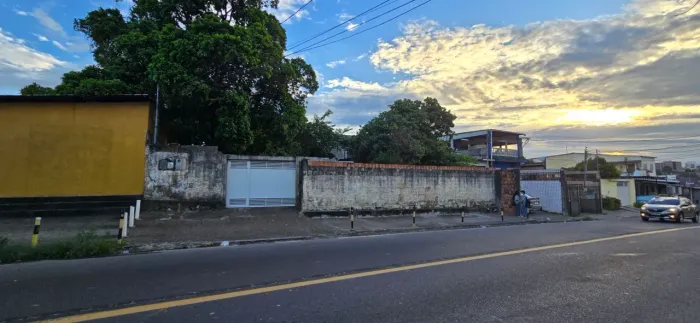 Terreno Estratégico de 1.000 m² no Bairro Petrópolis