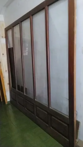 Portão para vitrine