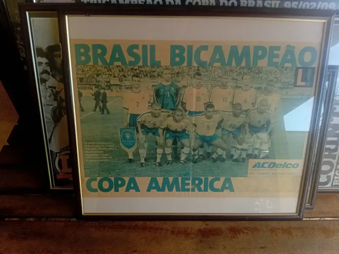 Quadros de time de futebol ?