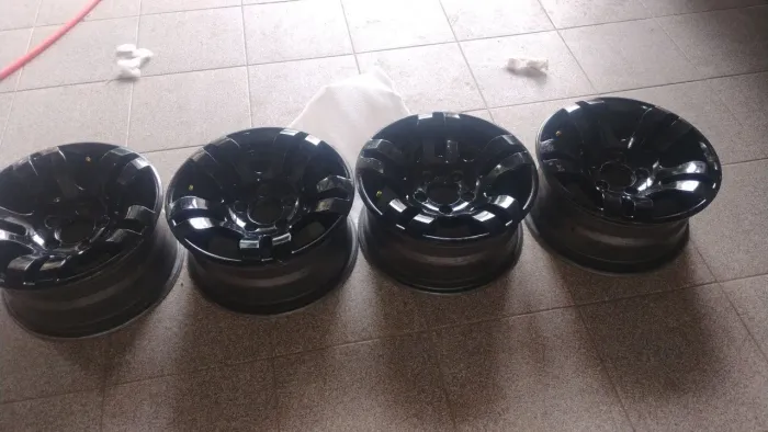 Rodas ranger aro 15 furação 5x114. 