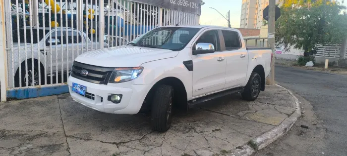 Ford Ranger XLS 2.5 16V 4X2 CD Flex 2016