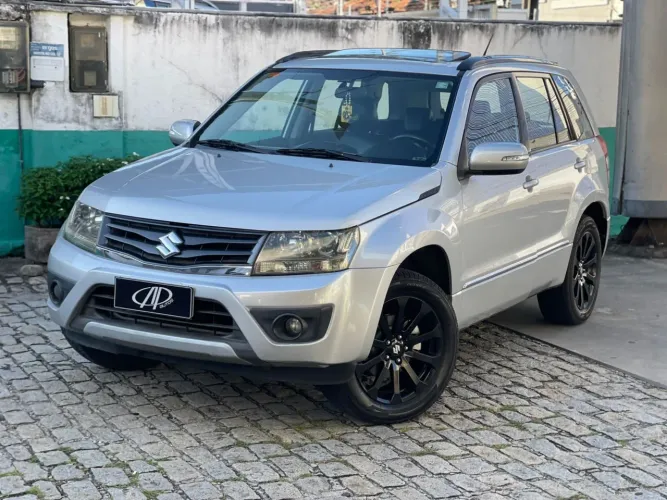 Suzuki Grand Vitara 2.0 16V 4x2/4x4 5P Aut. 2014