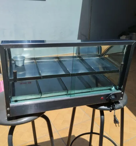 Estufa para salgados com 8 bandejas