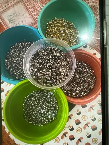 Aviamentos para confecção de jeans