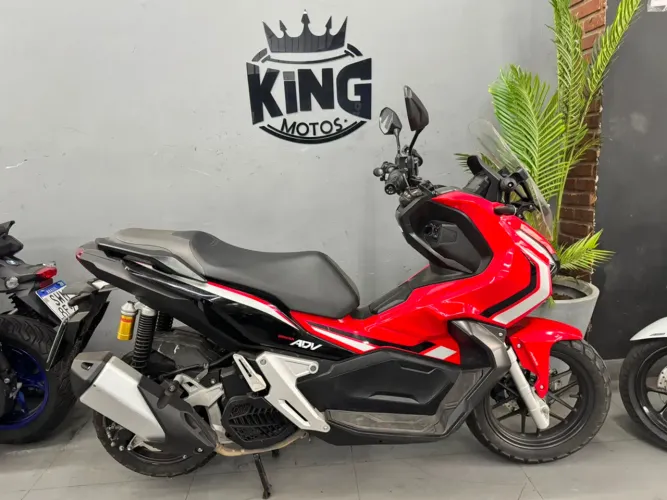Honda ADV Gasolina Automático