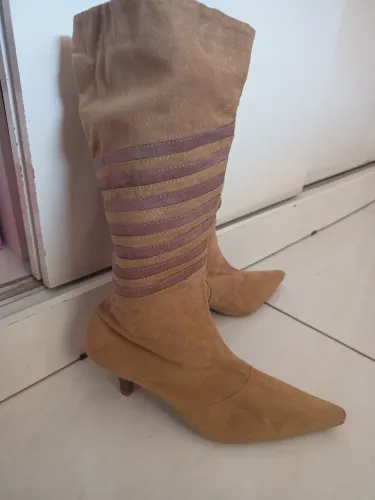 Vendo bota nova