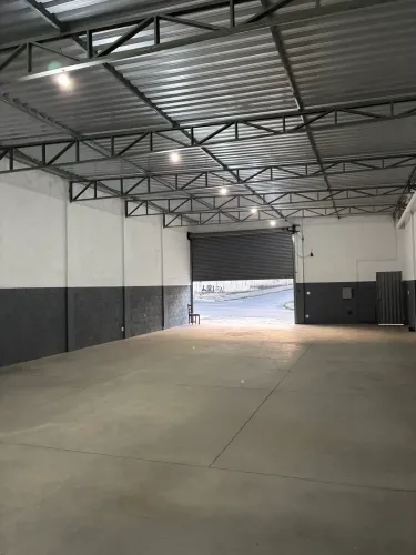 Galpão 200m + 50m