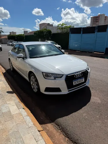 Audi A4 Attraction 2.0 TFSI 190cv S Tronic 2018