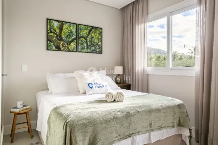 Aluguel de Temporada no Ribeirão da Ilha: Studio incrível com piscina e conforto