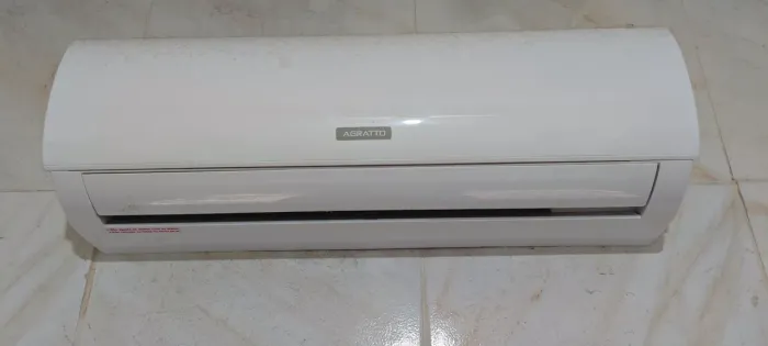 AR-CONDICIONADO AGRATTO INVERTER 9.000 BTUs | SEMINOVO