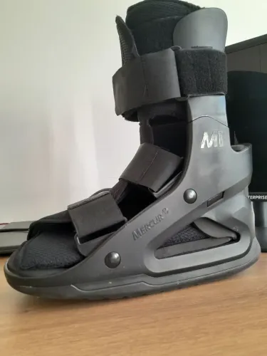Vendo bota imobilizadora 