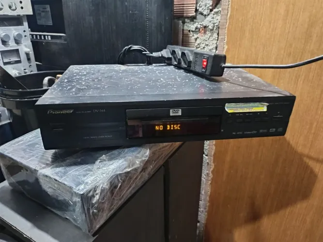 Dvd Pioneer dv344 com defeito não ler todas as mideas