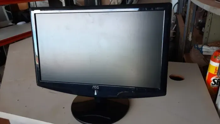 Monitor Aoc 17 polegadas bem conservado funcionando 100%