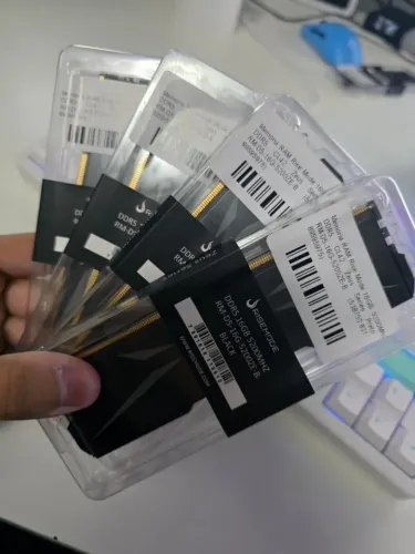 (NOVA LACRADA) Memória Ram 2x16GB 5200mhz DDR5, Rise Mode
