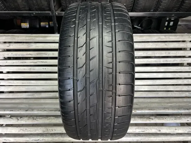 Pneu 275/40/20 Kumho Crugen HP91 R$499,00 / Pneu 275/40R20