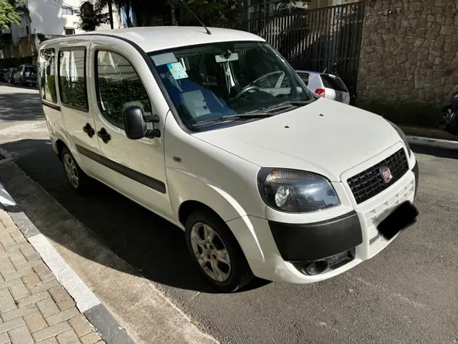 Fiat Doblò 1.8 Essence 7lugares 2020