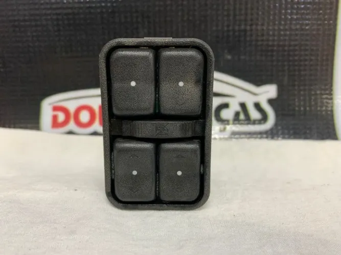 Botão comando Vidro Diant Esquerdo Meriva 03 - 11 13363402