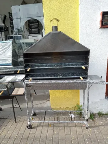 Churrasqueira de espetinho