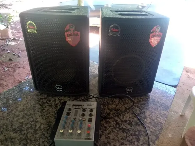 Caixa De Som Ativa e Pasiva Leacs 12 Brava 1200 250w Rms Mais Meça de Som