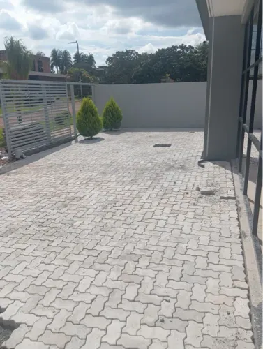 Instalação de bloquete / Assentador de bloquete