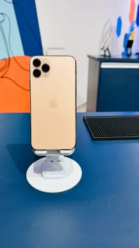 iPhone 11 Pro Semi Novo 64GB Dourado Tela Trocada Saúde de Bateria 71% Lindo Aparelho 