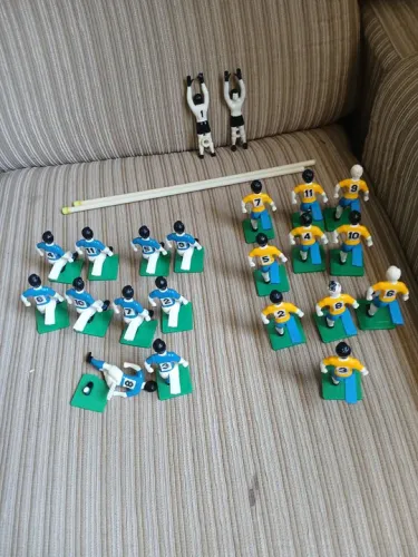 Jogo de Futebol de Mesa incompleto Guliver