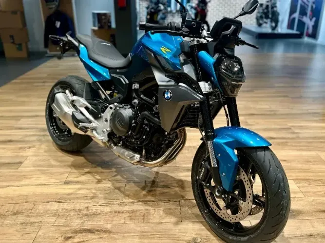BMW F 900 R 2026 - NOVO DESIGN, MESMA PEGADA ESPORTIVA - LANÇAMENTO