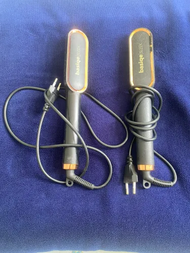 2 escova alisadora e 1 escova secadora 