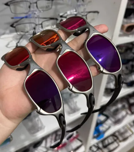 Óculos de Sol Estilosos e Modernos armação em metal ?