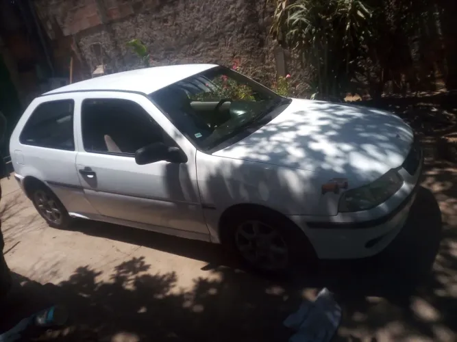 Volkswagen Gol Geração III 1.6 MI 8V Gasolina Mec. 2P 2000