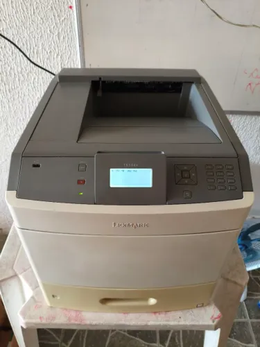 Impressora Lexmark T654DN