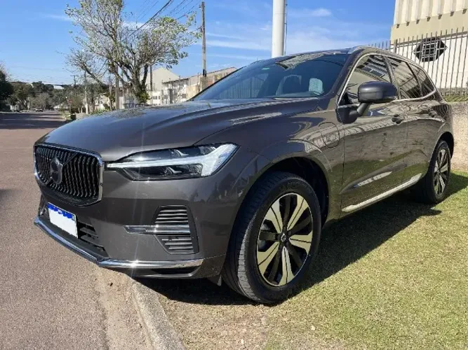 Volvo XC-60 T-8 Plus 2.0 AWD (híbrido) 2023