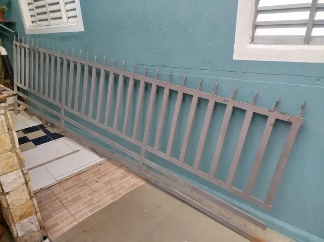 Grade de Ferro com design moderno