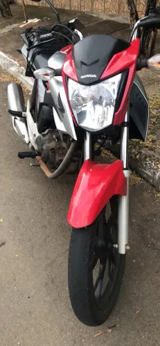 Vendo o ágio da minha moto por 10,000