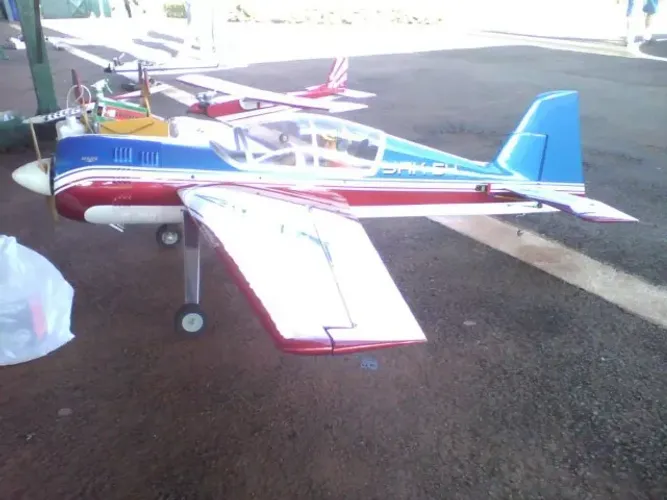 aeromodelo yak 54 Motor 40CC Mvvs competição