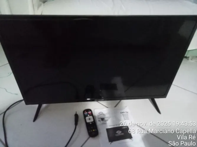 TV Led 32, Marca Vizzion, estado de nova,pouco uso, com fio de antena 12 m