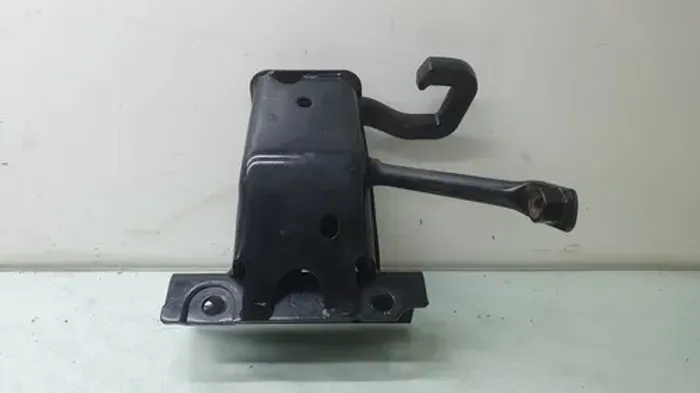 Engate De Reboque Lado Direito Jeep Grand Cherokee 2015