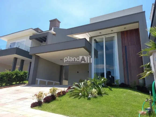 Casa em Condomínio Villa Lucchesi - Província Di Genova à venda, com 150m², 3 quartos 1 su