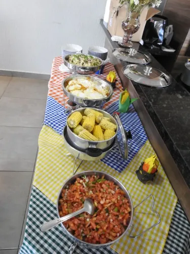 Cozinheira buffet completo