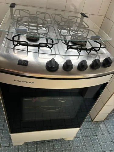 Fogão Brastemp Clean 4 Bocas Branco mesa inox