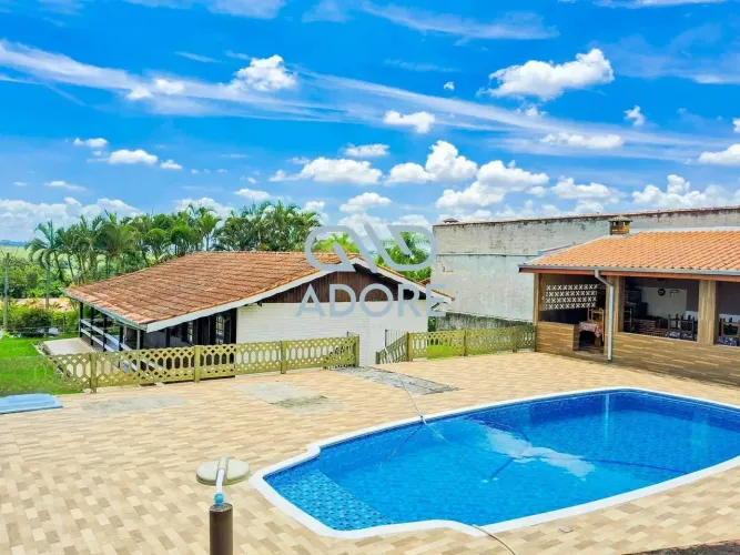 Casa à venda no Condomínio Terras de Santa Rosa - Salto/SP - Madeira de Qualidade